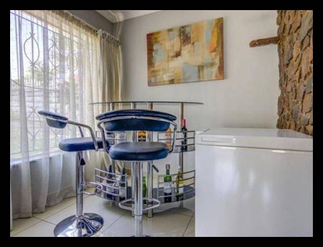 3 BEDROOM HOUSE FOR SALE IN RHODESFIELD